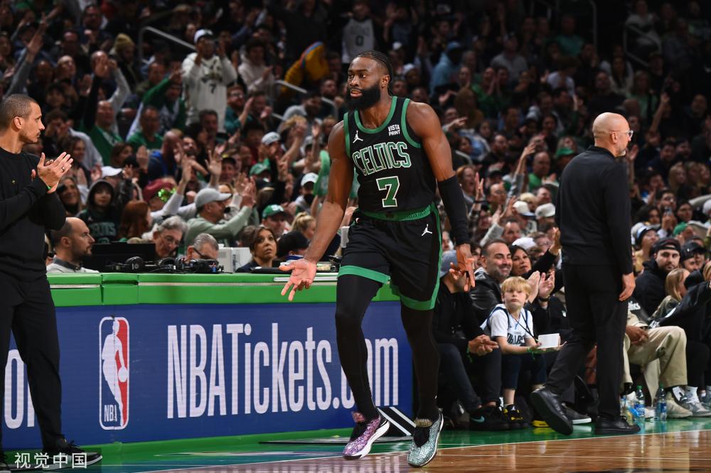 队带来了显 队带来了显