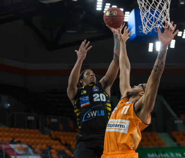 并参与了全 并参与了全